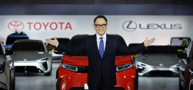 CEO da Toyota se afasta e pode ser o começo da eletrificação