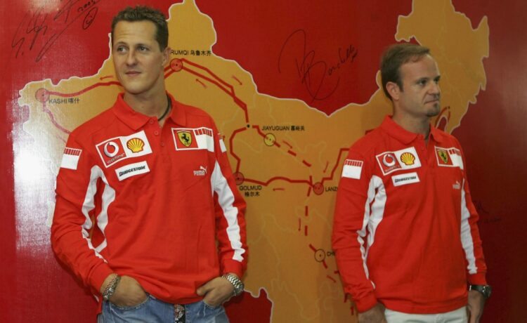 Ferrari F1-2000 campeã de Schumacher está à venda