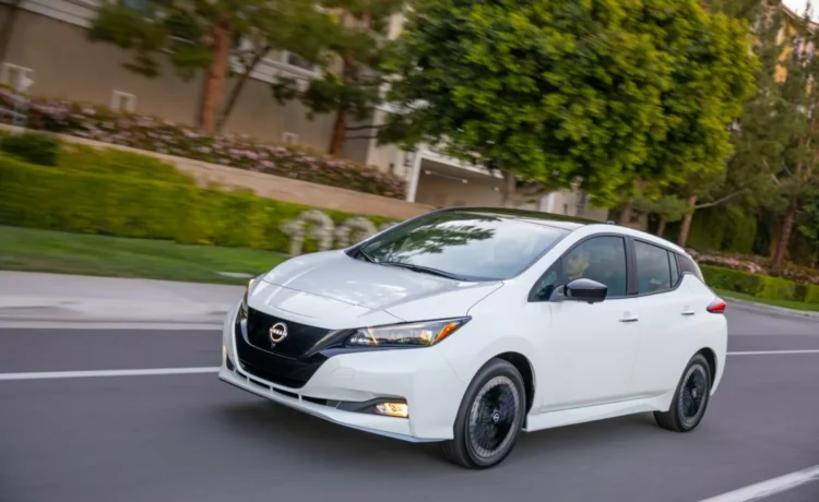Nissan Leaf 2024 avança com um preço mais alto