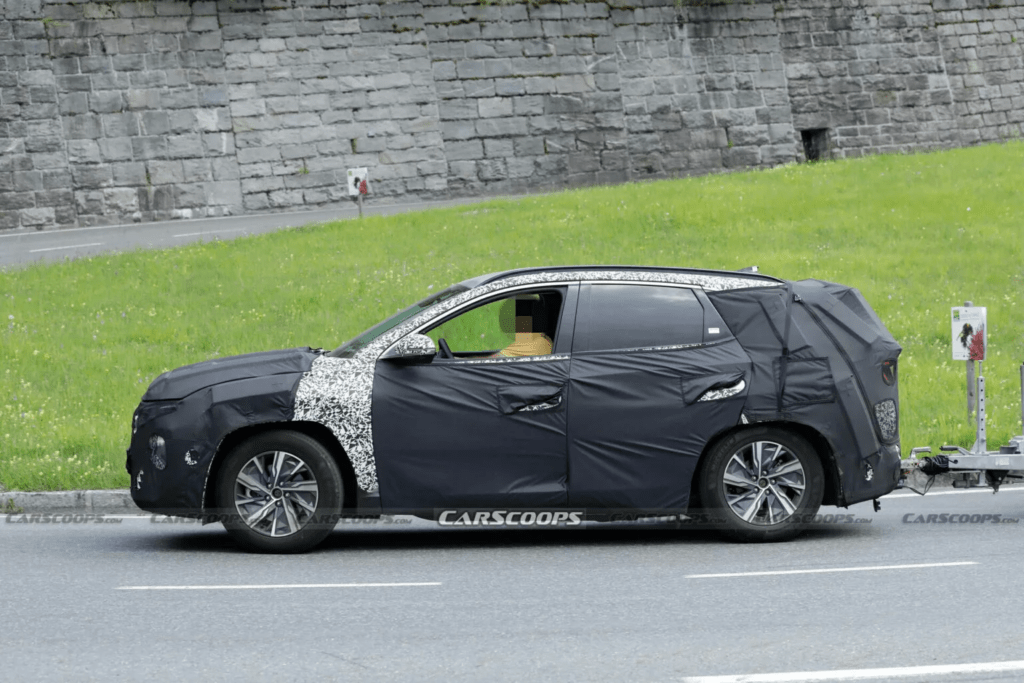 Hyundai Tucson 2025: Facelift foi visto em testes