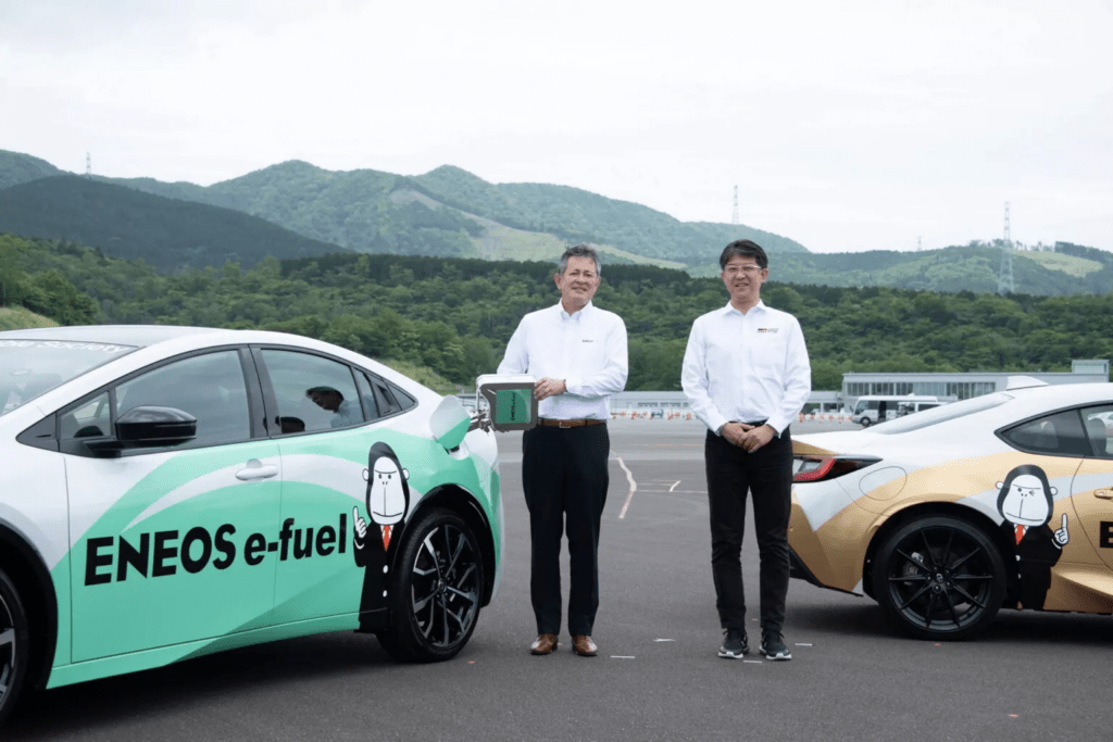 Eneos testa combustível sintético em Toyota Prius e GR86