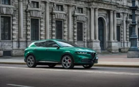 Alfa Romeo Plug-In Hybrid Tonale Q4 está abaixo de R$ 255 mil