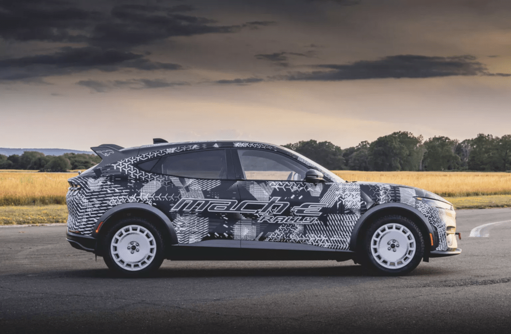 Mustang Mach-E Rally 2024 está chegando