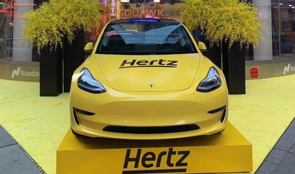 Hertz anuncia venda de 20 mil de seus carros elétricos